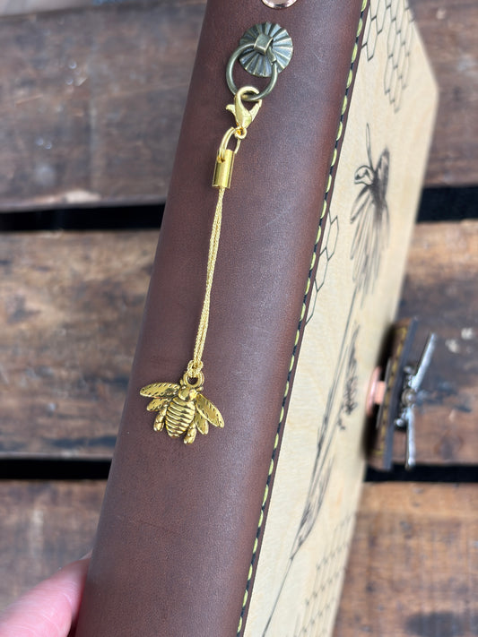Handmade 6-Ring Bee Themed Wood & Leather Journal – Refillable Planner or Notebook – Artisan Stationery