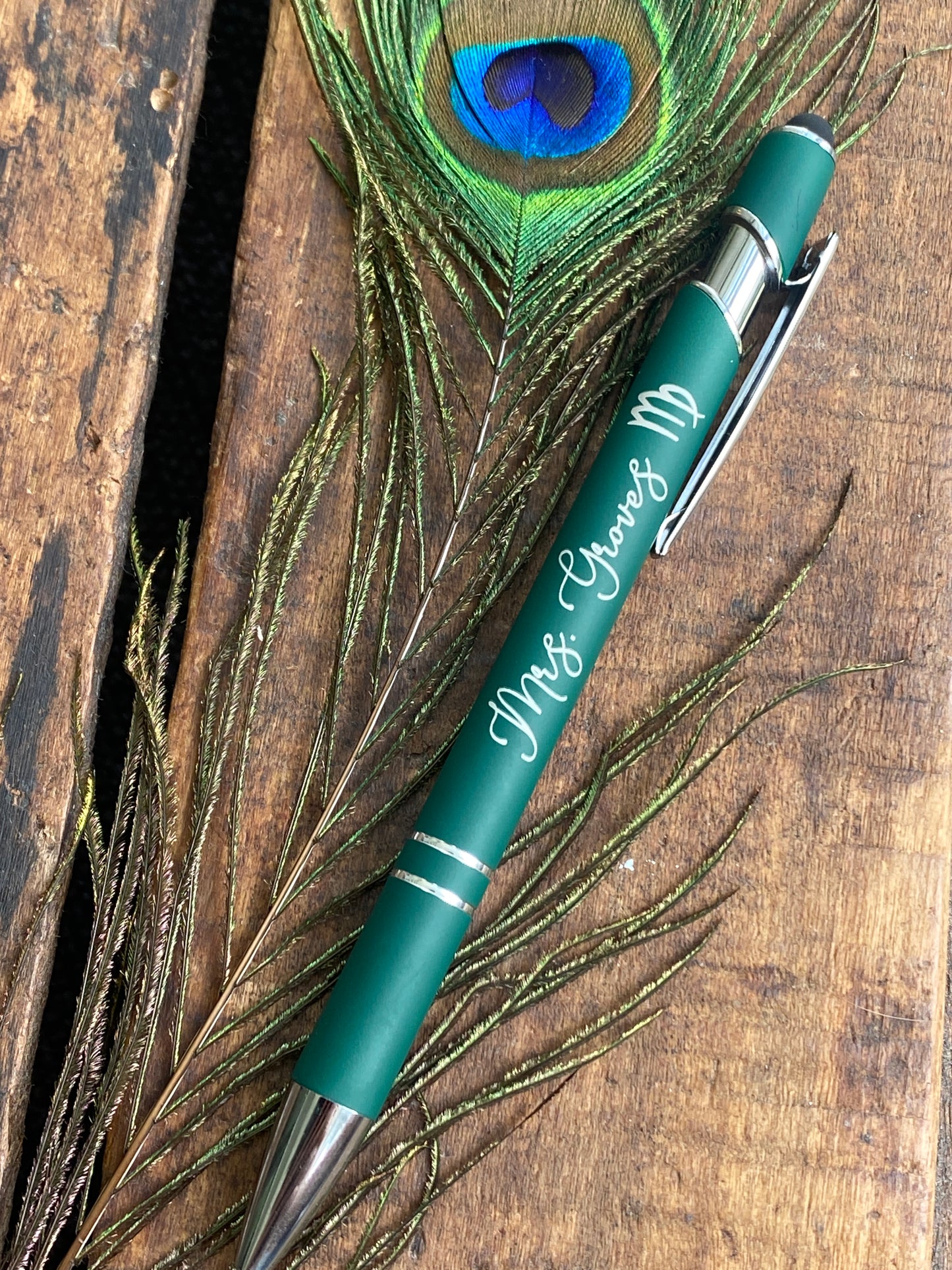 Personalized Zodiac Engraved Pen: Custom Astrology Gift for Boss