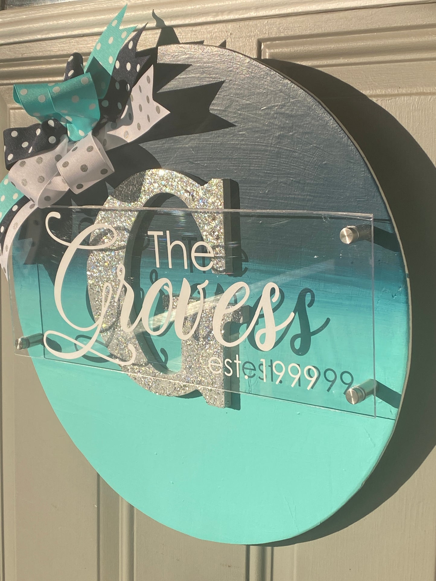 Custom 18 inch Round Sign with Acrylic Standoffs