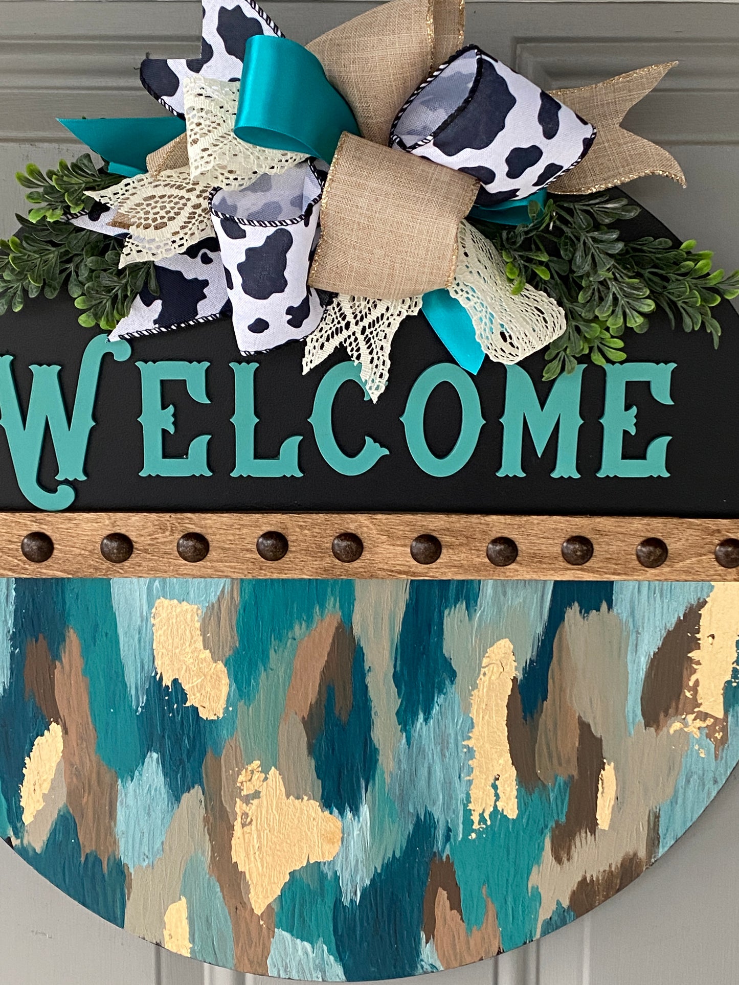 Western Turquoise Inspired 18 inch Wood Round Welcome Sign